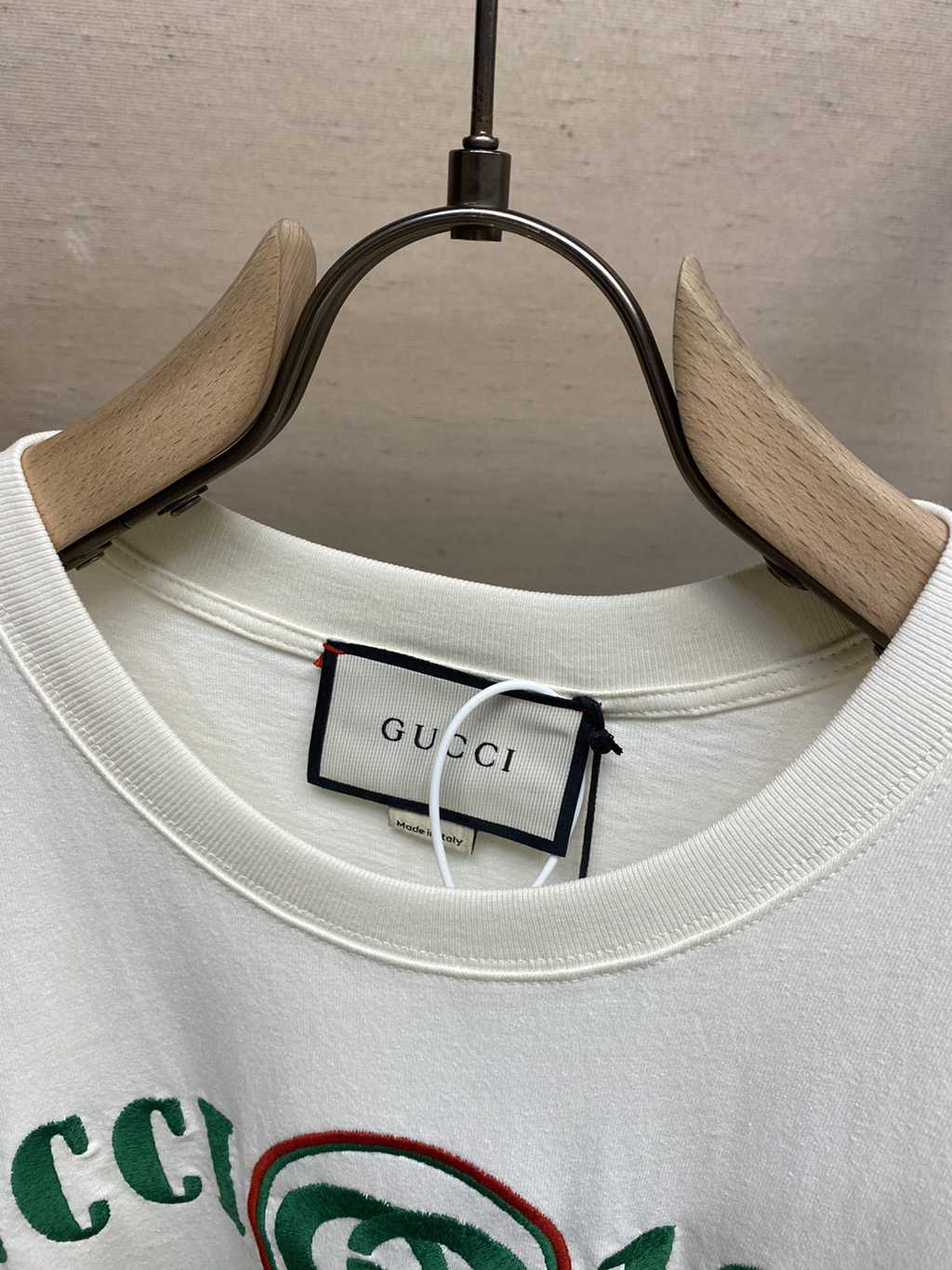 Gucc* T-shirt